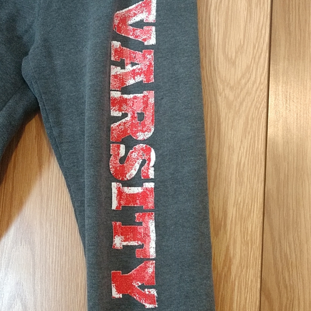 Capris - Picture 2 of 2